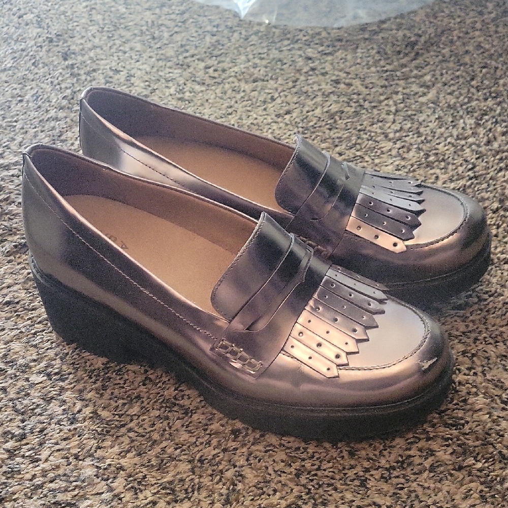Naturalizer Shiny Silver Fringe Loafers - Picture 2 of 5